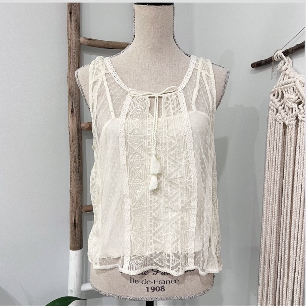 5/$25 AEO sheer overlay shirt Sz M